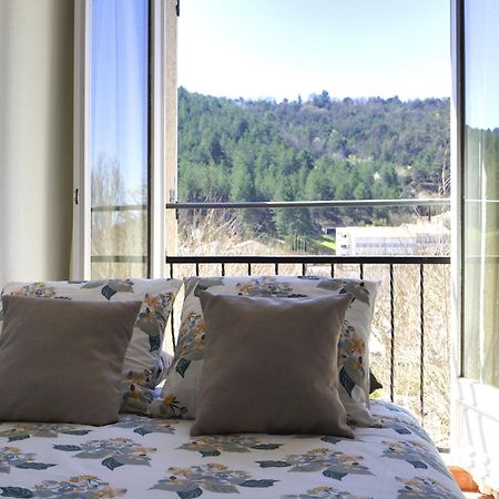 Cote Place Riez Bagian luar foto