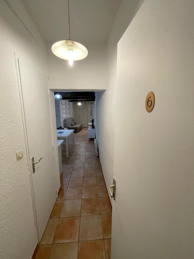 Cote Place Riez Bagian luar foto