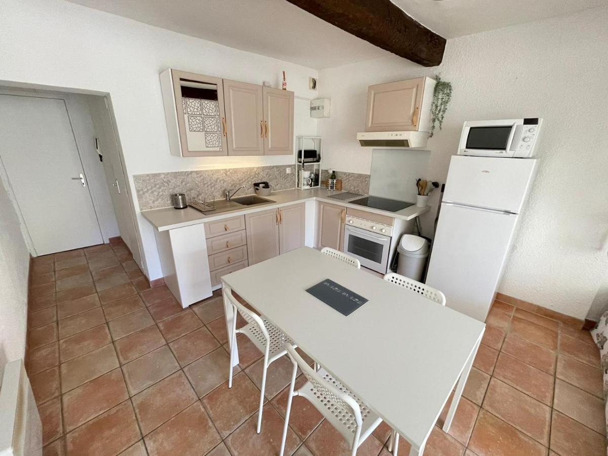 Cote Place Riez Bagian luar foto