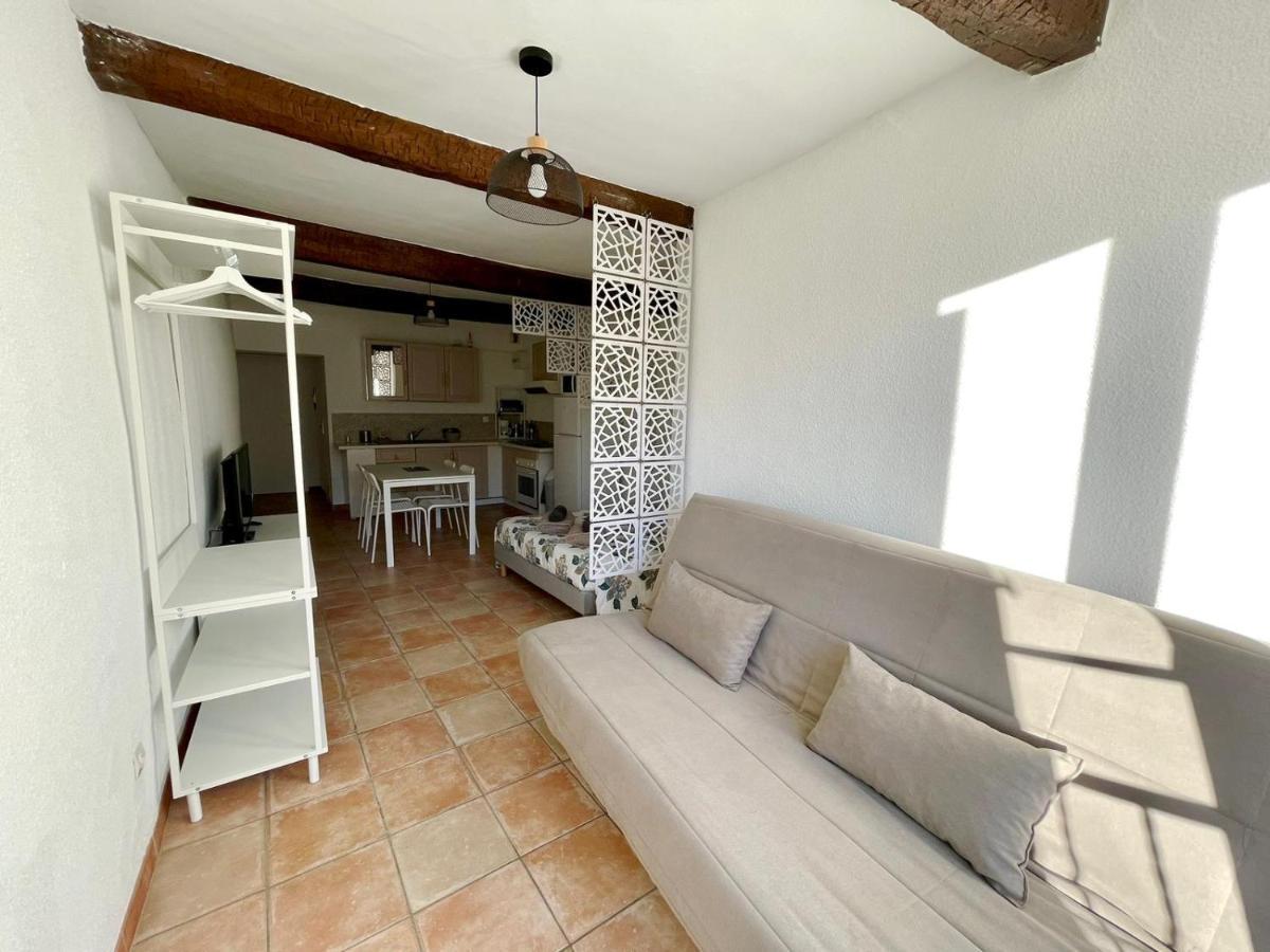 Cote Place Riez Bagian luar foto