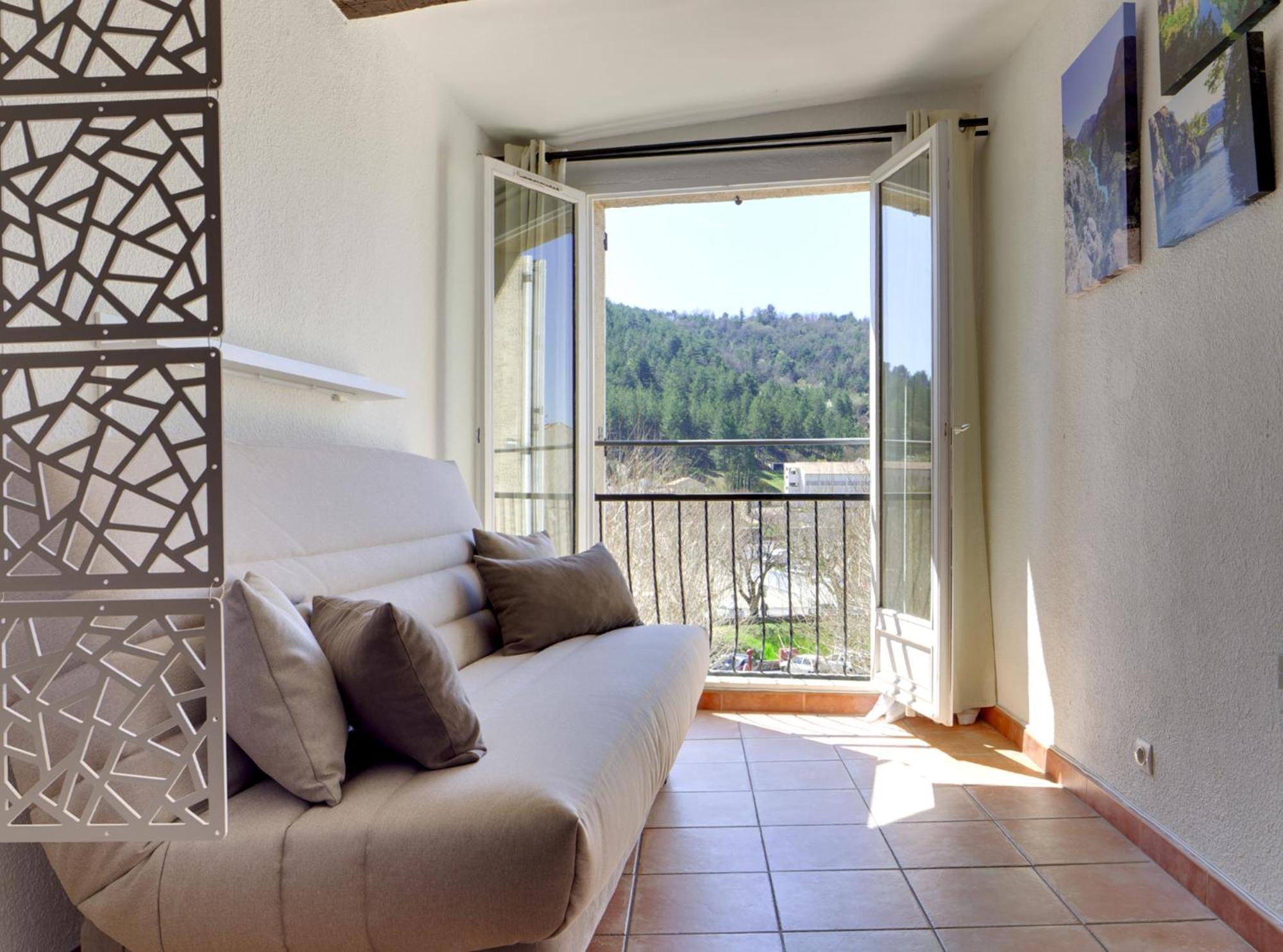 Cote Place Riez Bagian luar foto