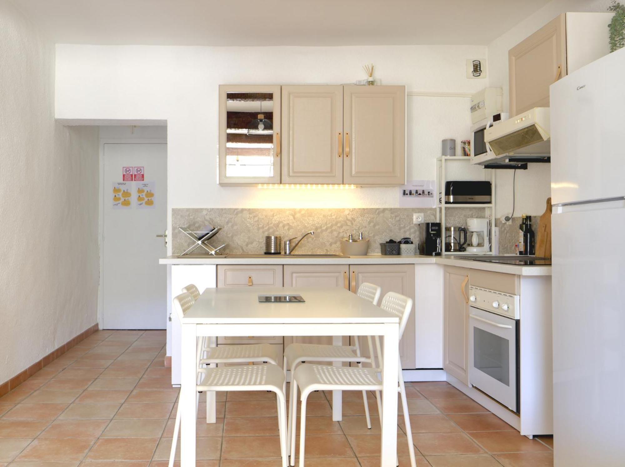 Cote Place Riez Bagian luar foto